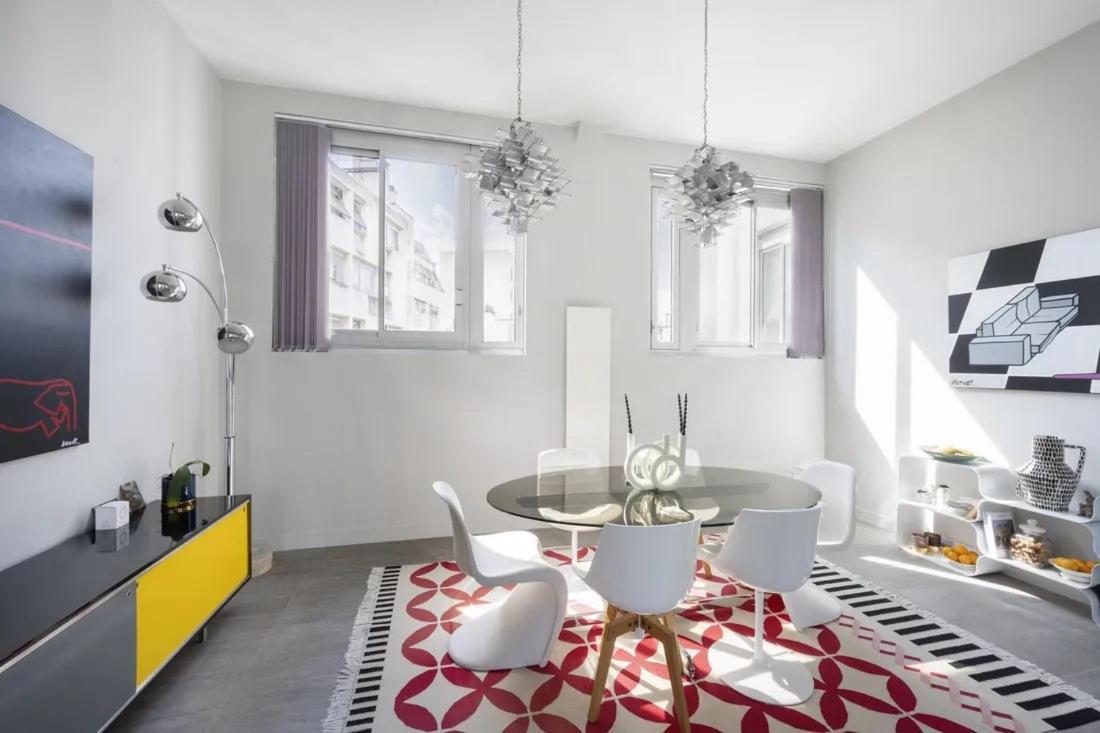 Charming Parisian With A Stunning Terrace Holiday home *